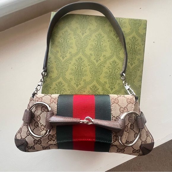 Gucci GG Canvas Small Horsebit Chain Shoulder Bag - Picture 16 of 16